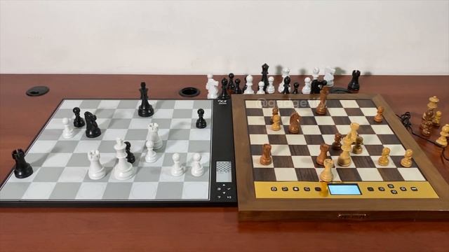 DGT Centaur vs Millennium King Performance Chess Computer -- Gadgetify смотреть онлайн