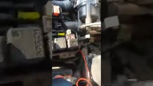 Тойота Карина е не заводиться и реле и датчик вкл вентилятора