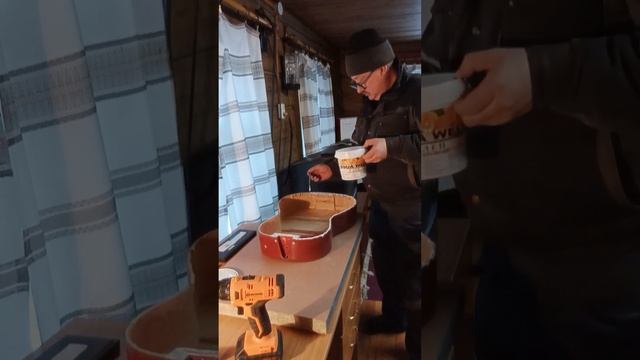 Метролог. Реанимация гитары. Часть 2 смотреть онлайн