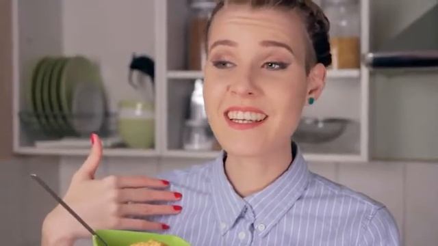 Простой в приготовлении видео-рецепт фруктово-ягодного смузи смотреть онлайн