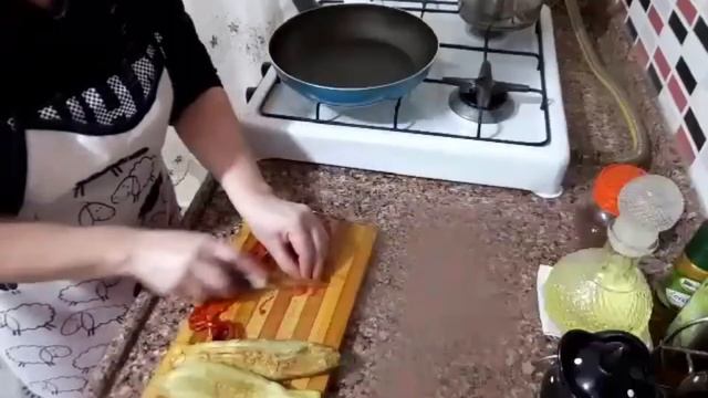баклажанная закуска смотреть онлайн
