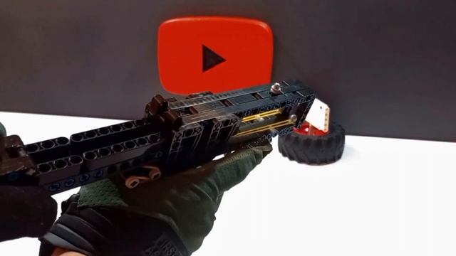 Lego Technic GLOCK 18 [working brickshooter] смотреть онлайн