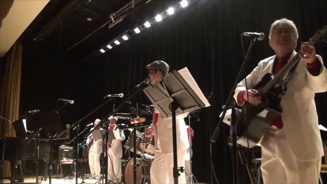 Hello Dolly (Covered by The Blacksmith Band) смотреть онлайн