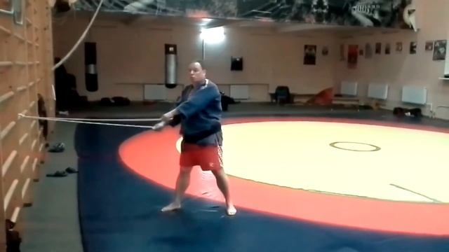 Бросок через спину. Бросок через плечо. Подготовительные упражнения. смотреть онлайн