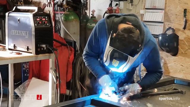 SPARTUS® EasyMIG 220E Pulse Synergy - prezentacja смотреть онлайн