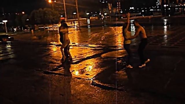 Бачата под дождем ;) 1 сентября 2013г смотреть онлайн