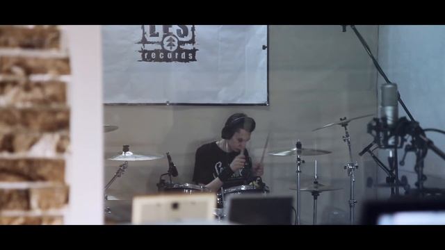 ЗАПИСЬ В СТУДИИ - STAY AWAY - LEVITHAN смотреть онлайн