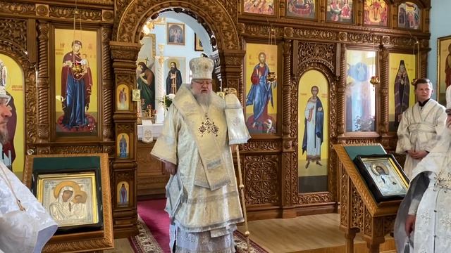 28.05.2020 г. Праздничное Богослужение в Вознесенском храме в Петровском районе города Донецка смотреть онлайн