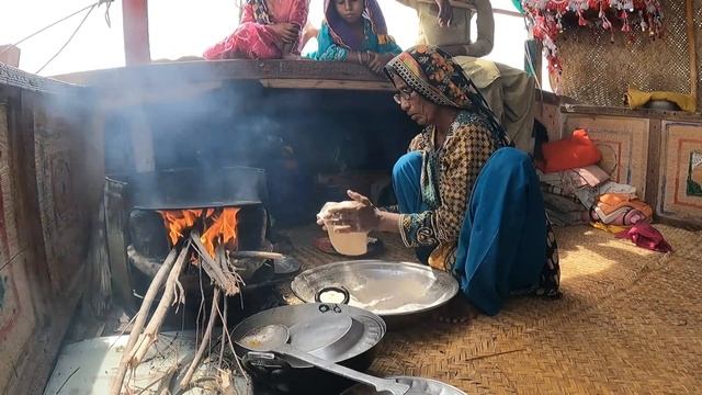 Poor Woman Daily Routine Living in The Boat House | Boat House смотреть онлайн