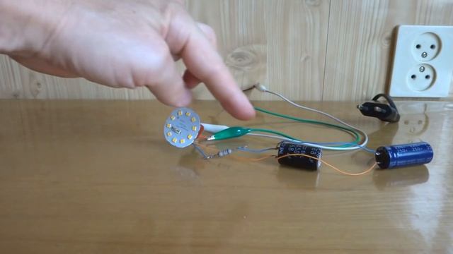 СЕКРЕТ НЕГАСНУЩЕЙ ЛАМПЫ смотреть онлайн