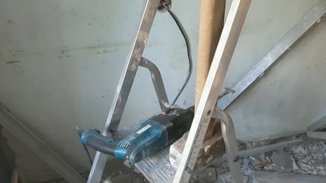 Стройка Подробности