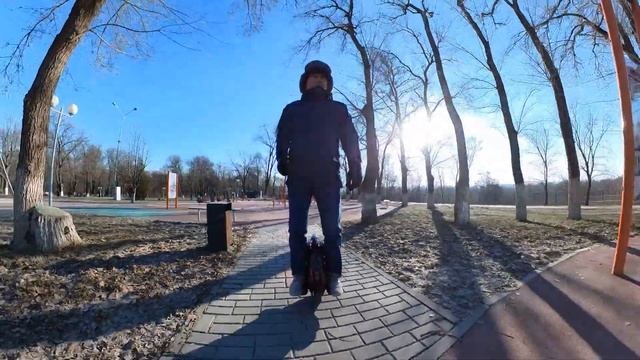 Накат по парковой зоне.(без какой либо защиты) смотреть онлайн