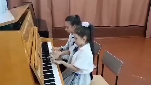 К. Ховард - Чарльстон смотреть онлайн