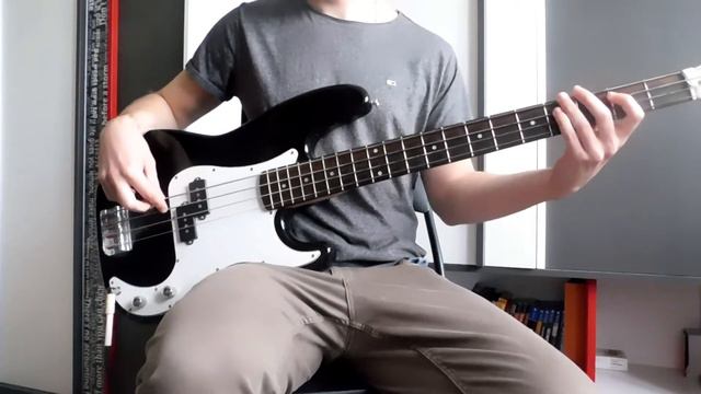 Arctic Monkeys - Why’d You Only Call Me When You’re High? (Bass Cover) смотреть онлайн