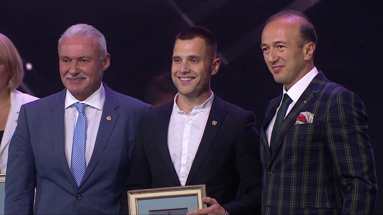 Форум 2019 - Награждение и выступление нового Серебряного Мастера Виталия Билогана смотреть онлайн