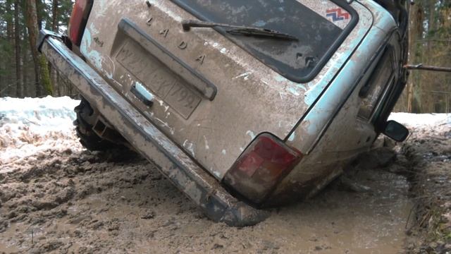 УАЗ на V8 Удивляет | Мы офигели Что может Уаз Патриот на 47 тракторах смотреть онлайн