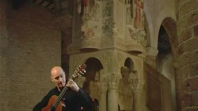Sandro Torlontano (classical guitar) plays Capricho Arabe by Francisco Tarrega смотреть онлайн