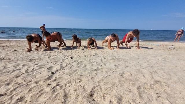 Море, солнце, пляж, зарядка🤸♂️🤸♀️🤸 смотреть онлайн