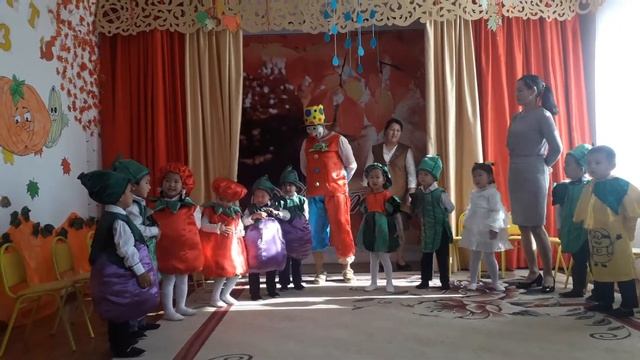 Мерекелі Алтын күз әні. смотреть онлайн