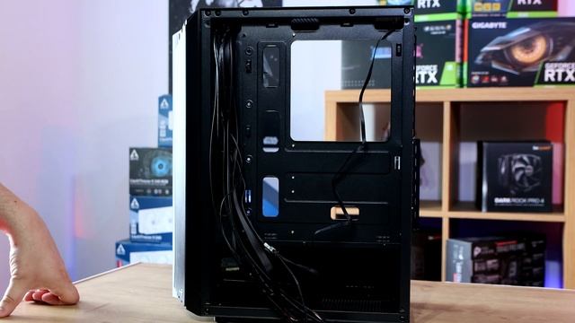 Its got the looks, but is it any good? ? Aerocool Bionc v2 RGB MID TOWER CASE REVIEW ⌨??? смотреть онлайн