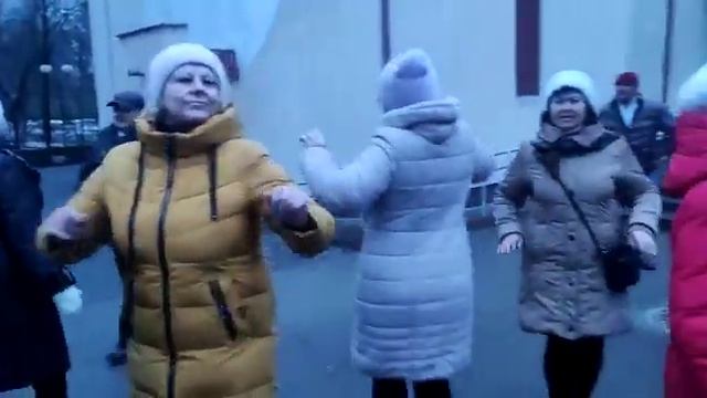 Цыганочка...... 25.02.23 Гомель парк Луначарского смотреть онлайн