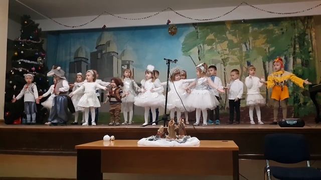 Новогодний утренник. Малыши-карандаши) смотреть онлайн