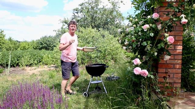 Шашлык из курицы с соусом чимичурри. смотреть онлайн