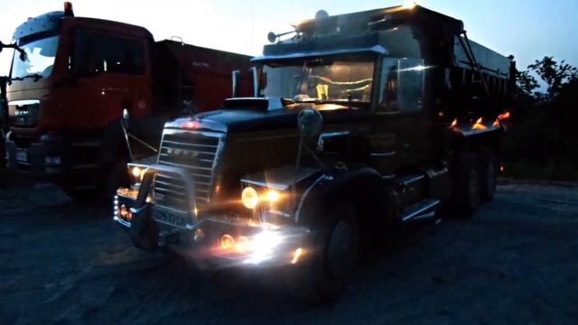 Как сын переделал КрАЗ отца. Теперь его называют «Золотой дракон». смотреть онлайн