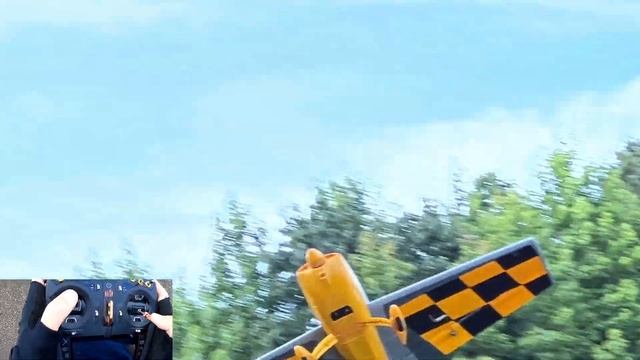 LEARN To FLY 3D RC Planes (E-flite Extra 300 1.3m 3D Flying Tutorial) смотреть онлайн