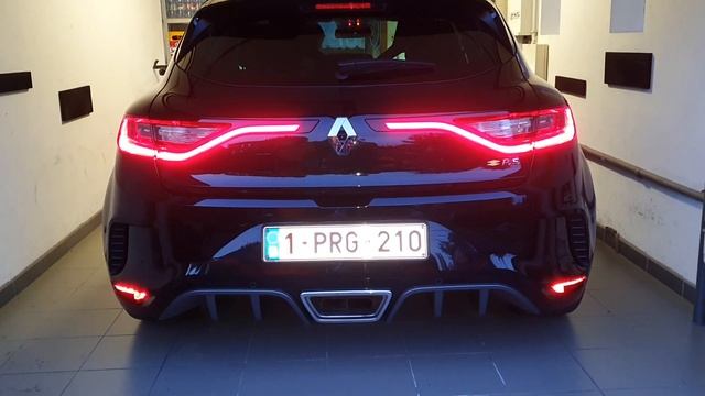 megane rs trophy Cold start смотреть онлайн