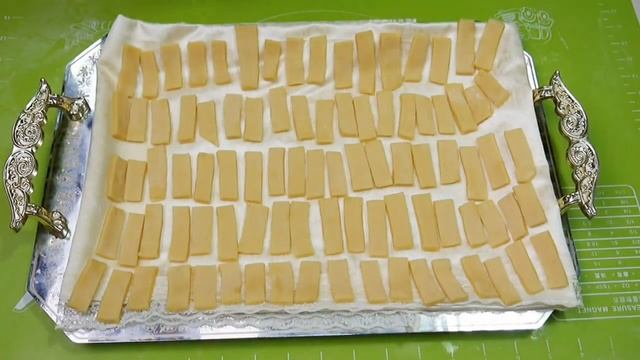 Как приготовить чак- чак/ готовит мама/ Вкуснейший чак- чак.