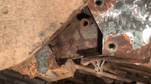 Усиливаю передние лонжероны на ниве…