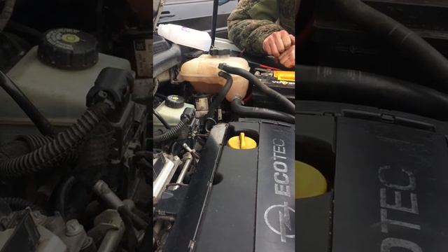 Опель астра н-воздушная пробка смотреть онлайн