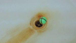 Физика ? в ванне: водоворот (whirlpool).