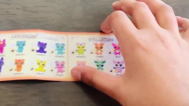 Unboxing Magic Mixie Mixlings