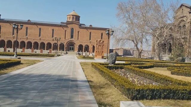 #Армения// Ереван стоит ли Ехать , какой он сегодня !? #Самоесинеевмире смотреть онлайн