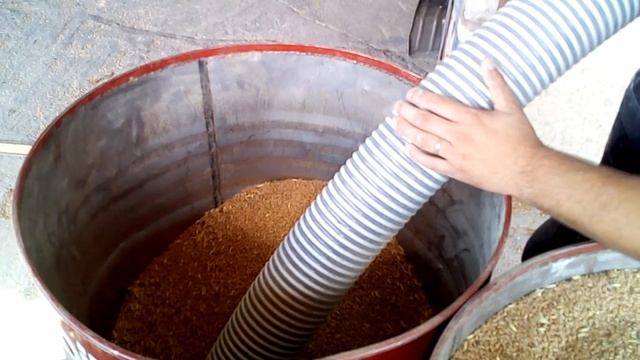 ХИТ Дробилка молотковая пневматическая 18,5кВт, зверь машина / Crusher of grain смотреть онлайн