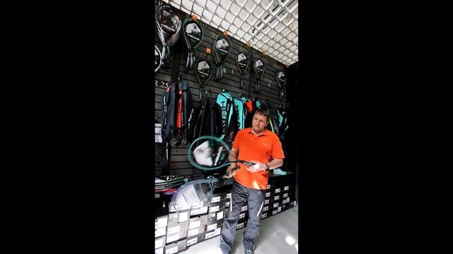 ОБЗОР РАКЕТОК HEAD GRAVITY от представителя HEAD в РБ: Часть 3 - LITE, MP LITE, MP, TOUR, PRO смотреть онлайн