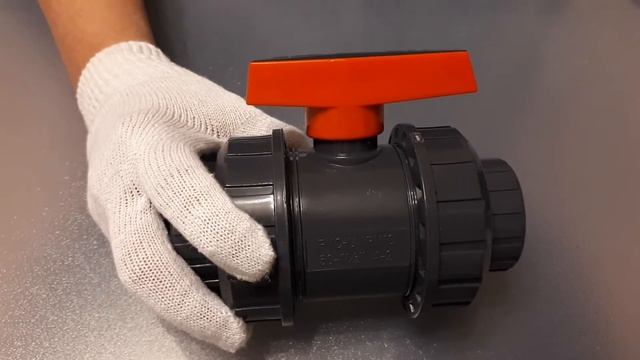 Кран ПВХ (PVC-U) шаровой разъемный - клеевой пластиковый фитинг бассейна. Кран PVC под клей смотреть онлайн