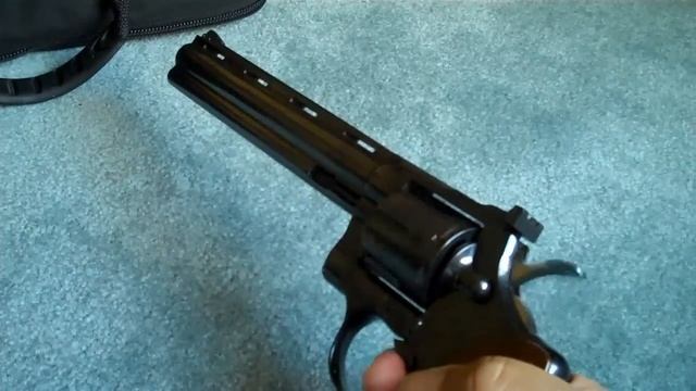 Colt Python 8" Barrel Revolver смотреть онлайн