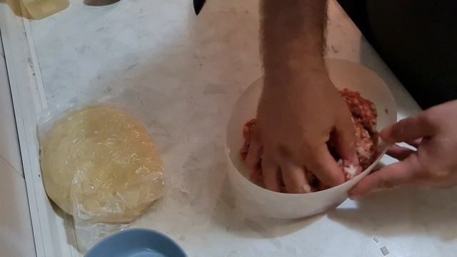 ЧЕБУРЕКИ С МЯСОМ / ВКУСНЫЕ ДОМАШНИЕ ЧЕБУРЕКИ смотреть онлайн