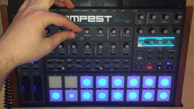 Dave Smith Tempest 16 Beats Demo (NO TALKING) (NO FX) смотреть онлайн