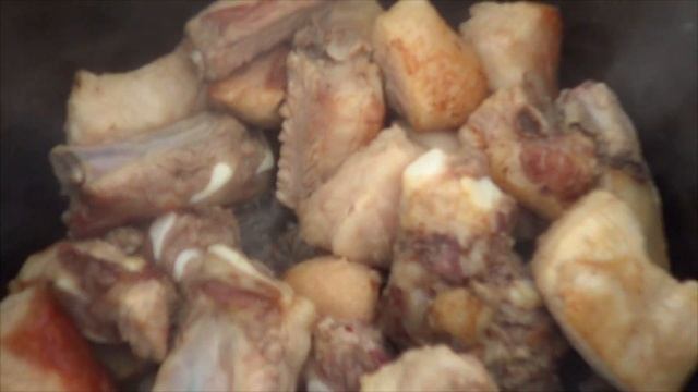 Сахарные нежнейшие СВИНЫЕ РЕБРЫШКИ в казане... ПАЛЬЧИКИ ОБЛИЖЕШЬ...