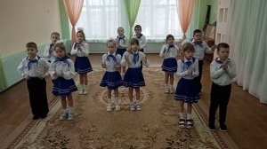 Мир похож на цветной луг