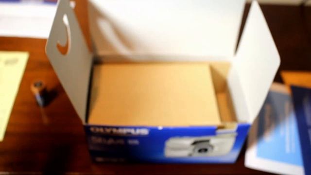 unoboxing a brand NEW Olympus Stylus | camera talk #2 смотреть онлайн