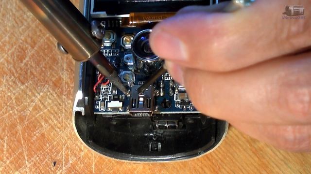 Замена разъема зарядки мини USB на регистраторе своими руками смотреть онлайн