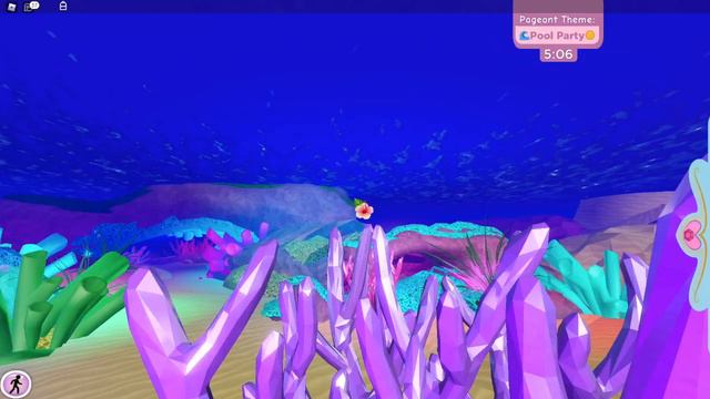 Royal High : играю показ мод смотреть онлайн