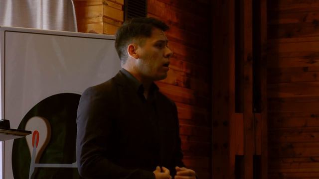 Der Lindenbaum | N° 5 | Winterreise | Franz Schubert | Tadeo Chaves, baritone смотреть онлайн