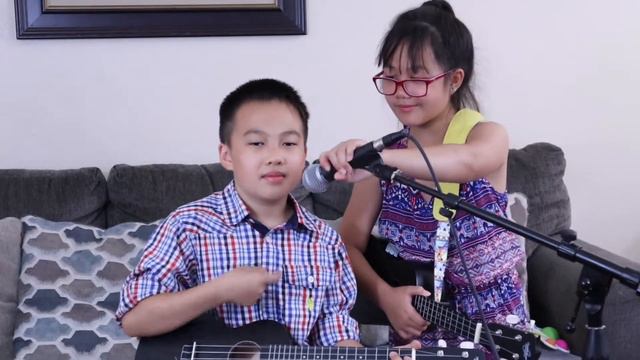 Fly me to the moon in ukulele смотреть онлайн