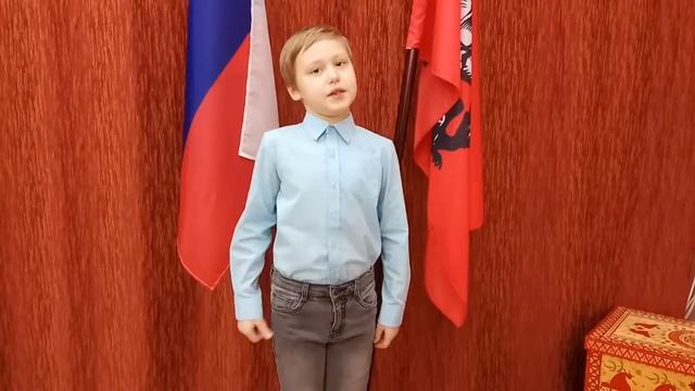 Артюшкин Дима читает стихотворение Агнии Барто "Первый салют в Москве" смотреть онлайн